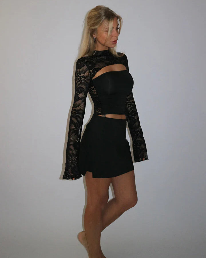 LARA | LONGSLEEVE LACE TOP